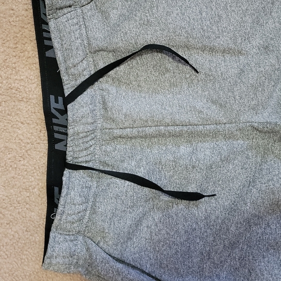 Sweat pants - Picture 3 of 4